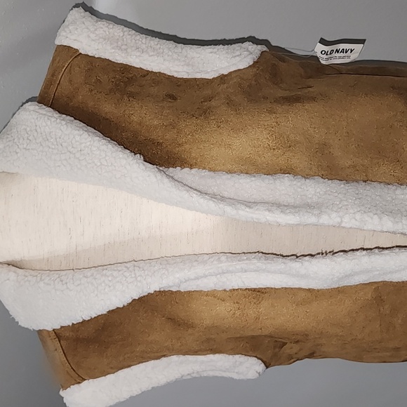 Faux Suede SHERPA LINED WOMEN'S VEST - Picture 3 of 11